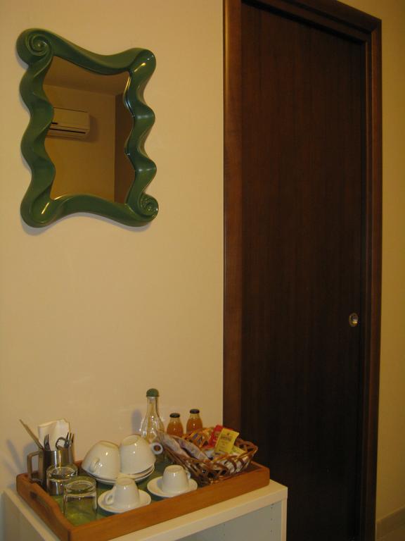 B&B Li Figuli Lecce Habitación foto